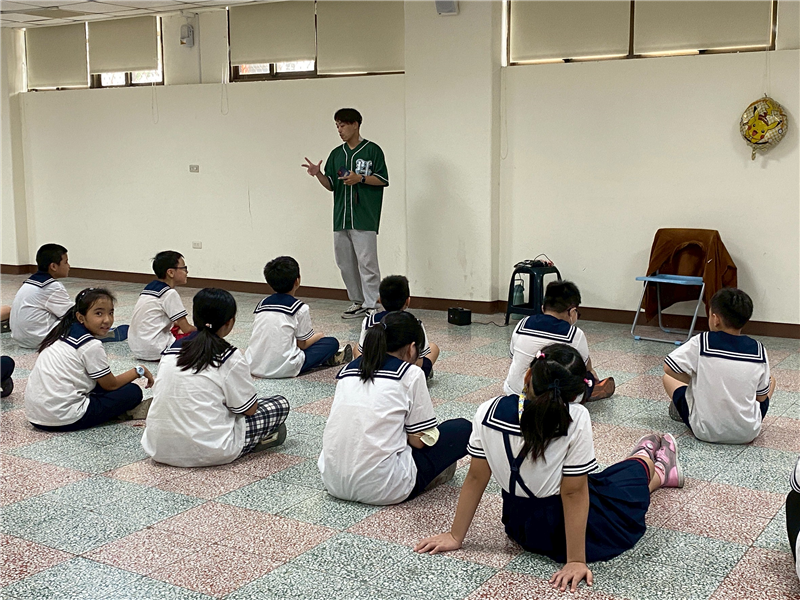 114學年度第1學期高雄市鳳山國小藝術深耕教學計畫 〖舞動青春-閃耀鳳山〗_封面照片