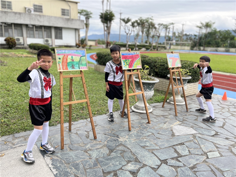 PU跑道啟用創作展示