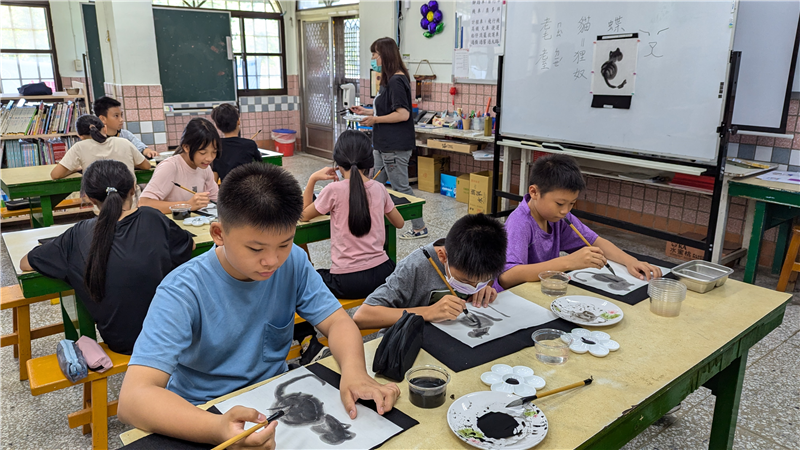 簡易國畫指導-貓咪