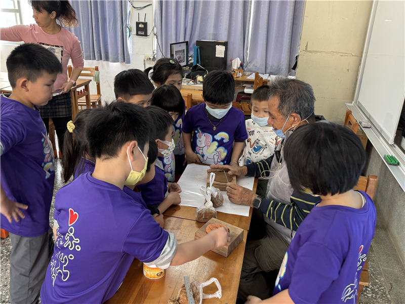 113學年度高雄市水寮國小藝術深耕計畫-續古創新.舞動水寮_封面照片