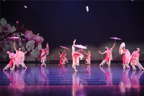 基隆市107年度國中小舞蹈藝術才能班教學成果聯合舞展-舞感-自創圖片第一張